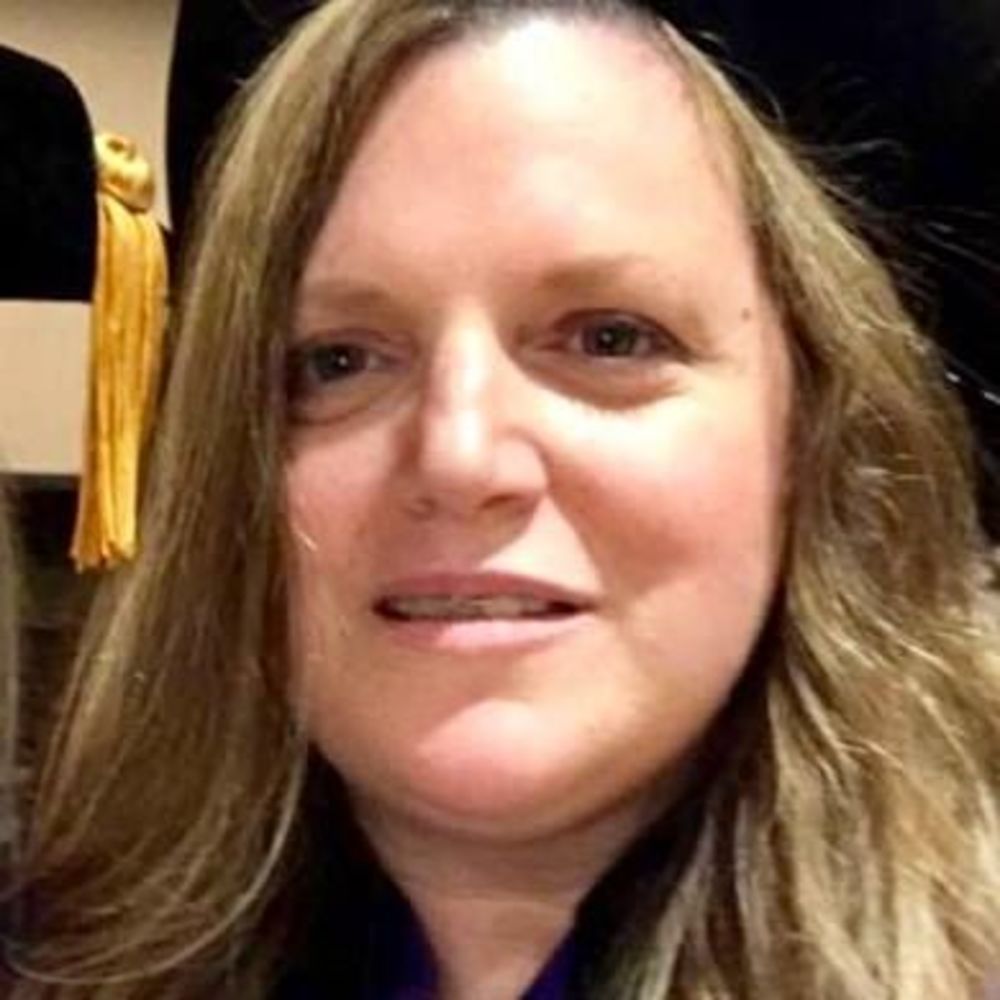 Meet your Posher, Carolyn